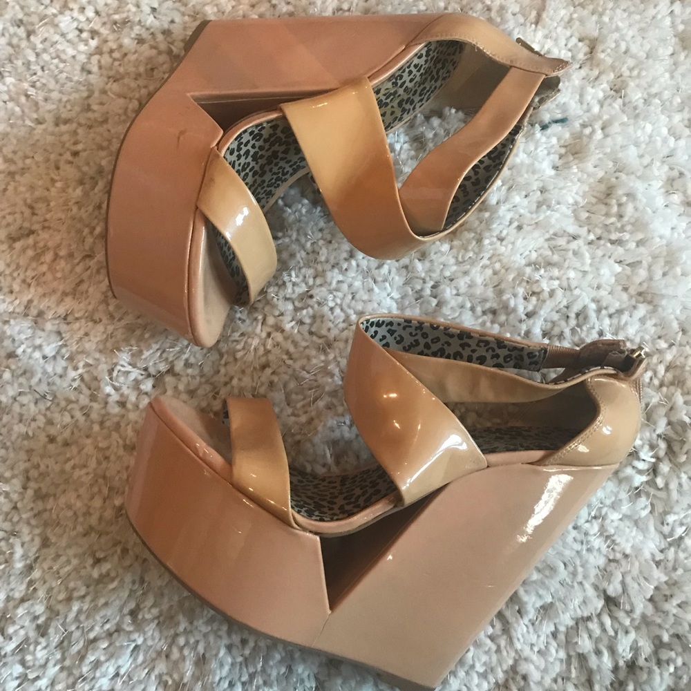 Jessica Simpson Wedges